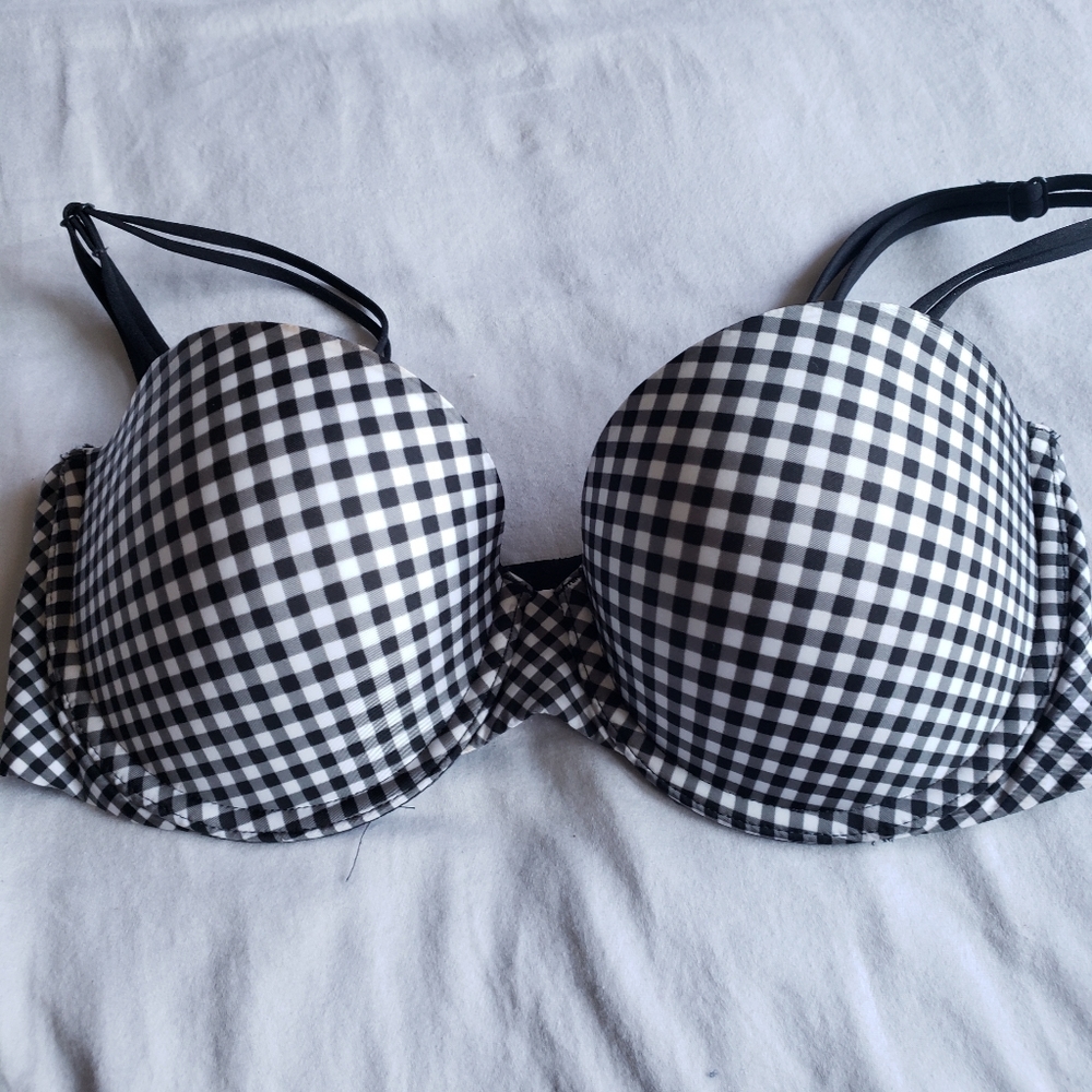 Victoria's Secret pushup 34C